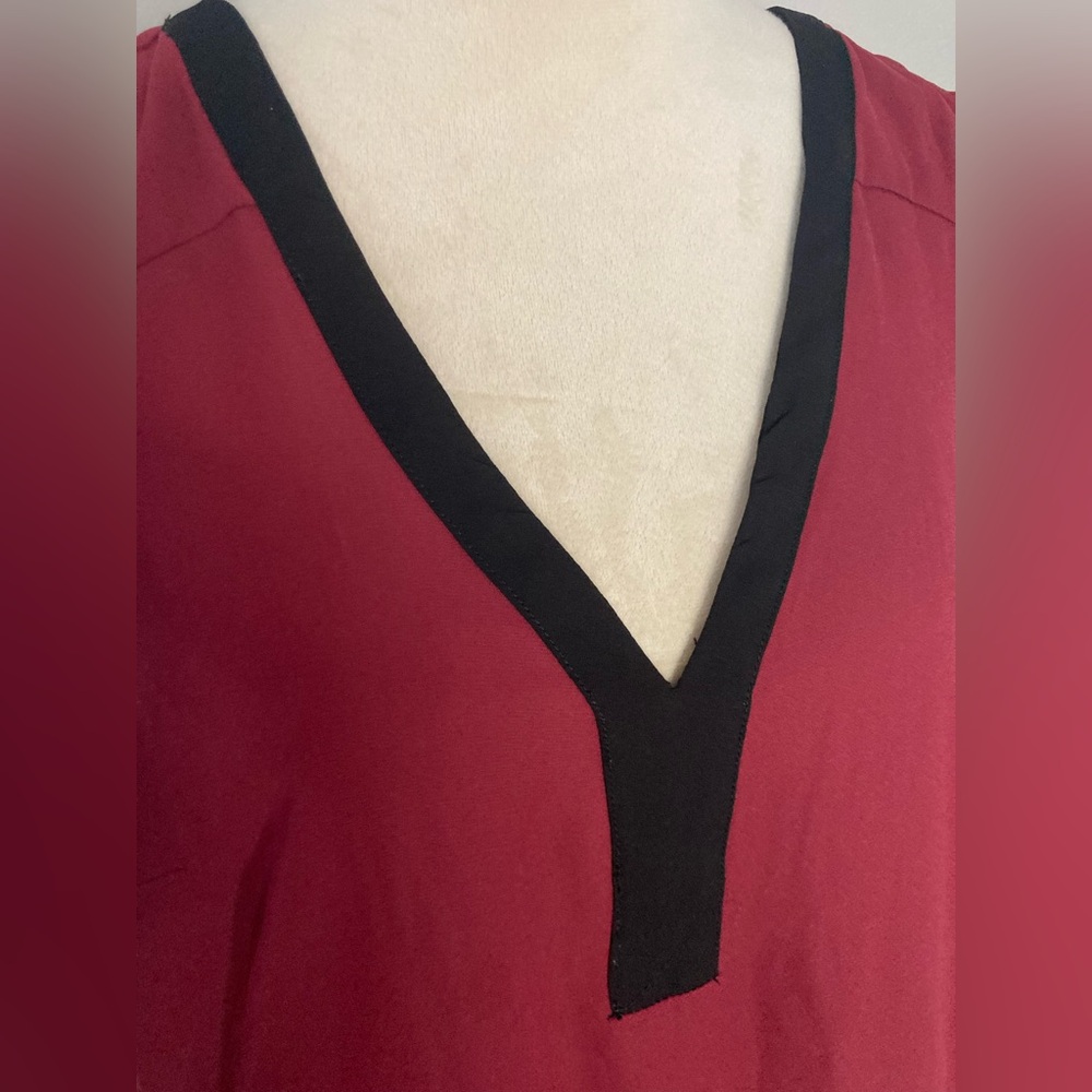 Torrid Maroon and Black Blouse - Picture 4 of 5
